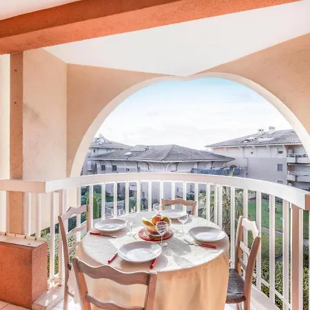 Port D'attache-6 * Fréjus