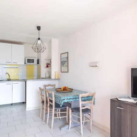 Port D'attache-6 Appartement *