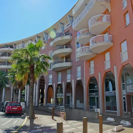 Appartement Port D'attache-6 *